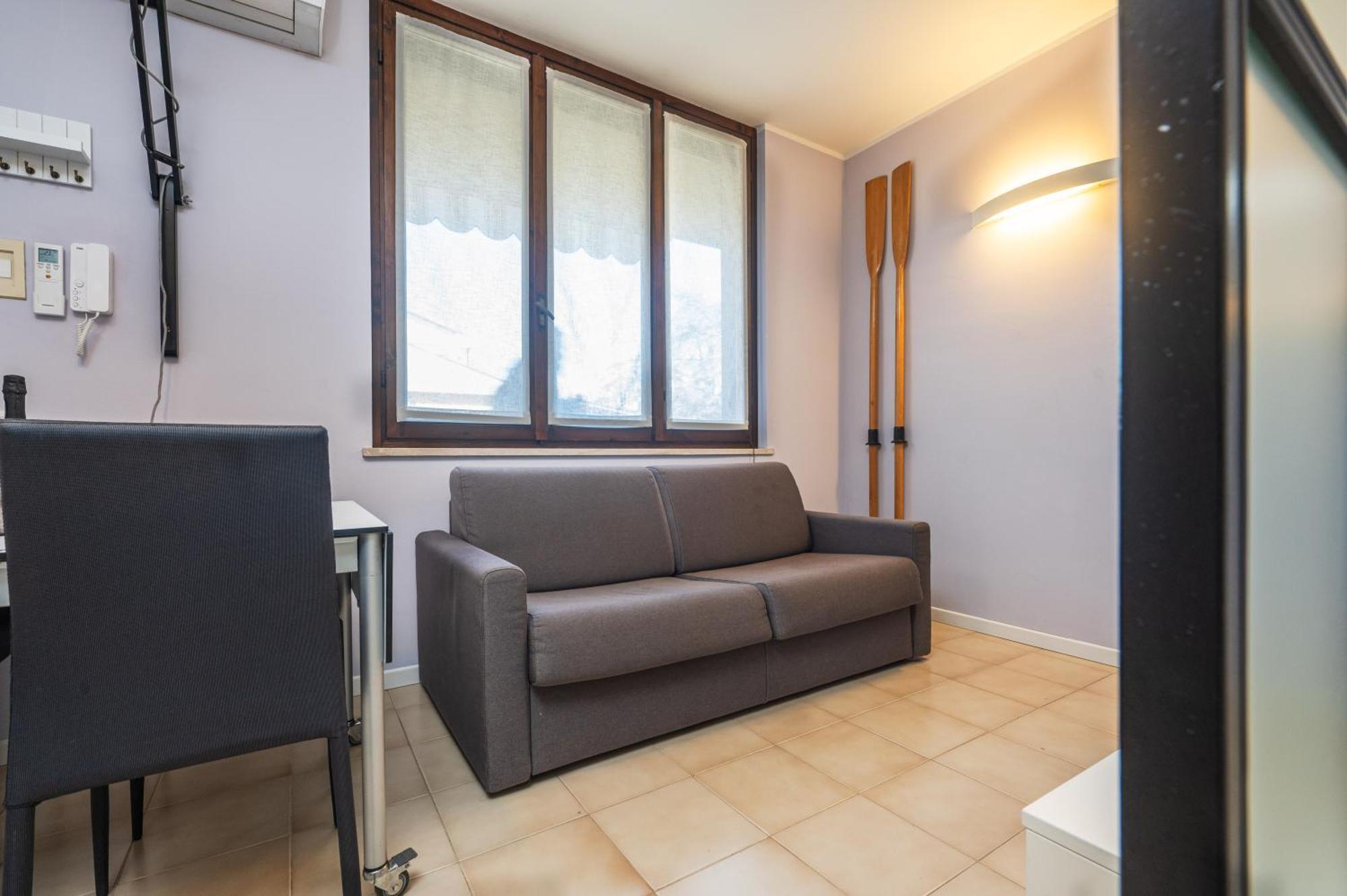 Casa Lugana 9 - Monolocale Con Piscina Fronte Lago Sirmione Exteriör bild